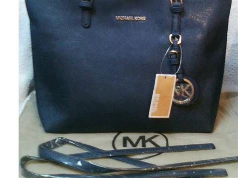 michael kors kopia eller äkta|michael kors outlet bag label.